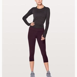 Lululemon Crop Leggings Size 6.